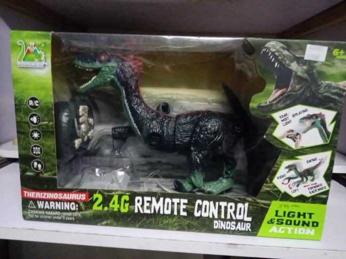 Therizinosaurus / Remote Control