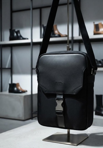 BOLSO  SOLARTE  MANO LIBRE  100%  CUERO